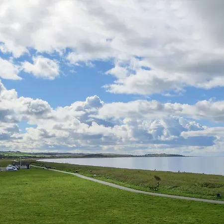 בית נופש Seascape Allonby